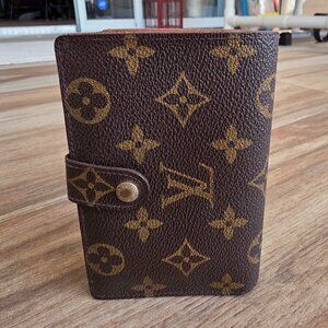 Louis Vuitton Classic Kiss-Lock French Monogram Compact Wallet